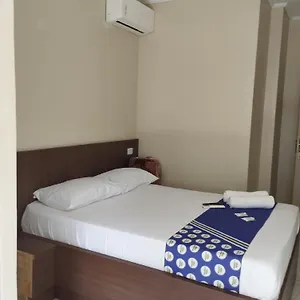 Oyo Macedo Hotel